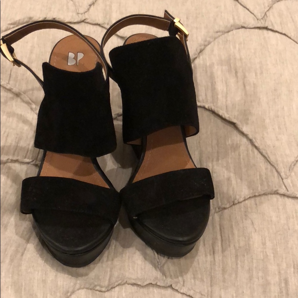 Black BP wedges